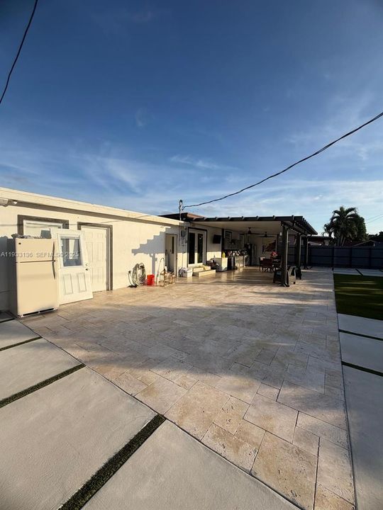 En Venta: $714,900 (0 camas, 0 baños, 1337 Pies cuadrados)