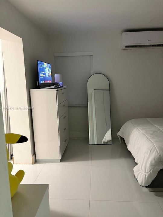 En Venta: $714,900 (0 camas, 0 baños, 1337 Pies cuadrados)