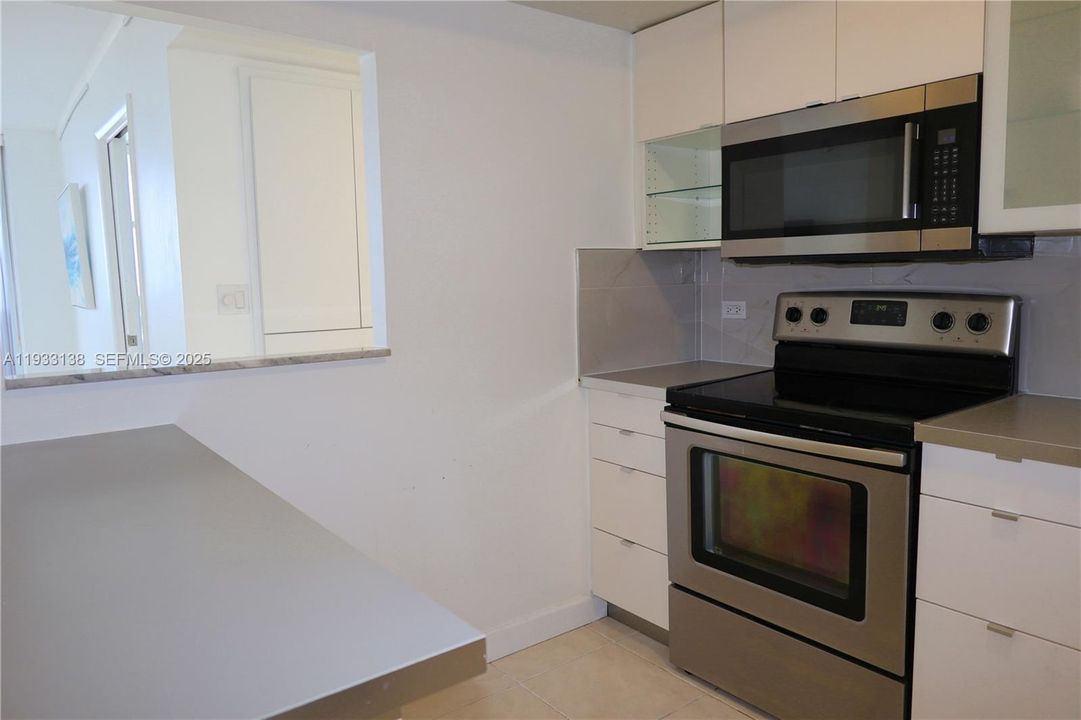 En Renta: $3,750 (3 camas, 3 baños, 1450 Pies cuadrados)