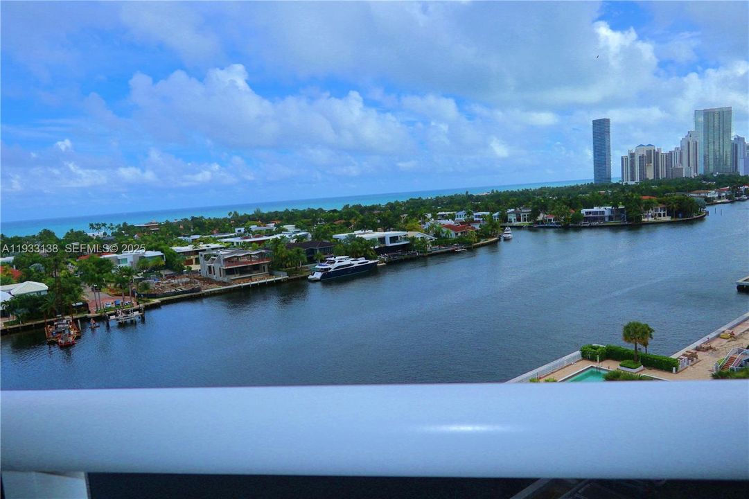 En Renta: $3,750 (3 camas, 3 baños, 1450 Pies cuadrados)