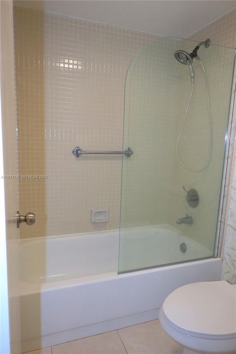 En Renta: $3,750 (3 camas, 3 baños, 1450 Pies cuadrados)