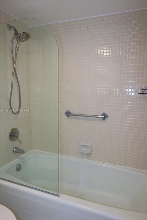 En Renta: $3,750 (3 camas, 3 baños, 1450 Pies cuadrados)