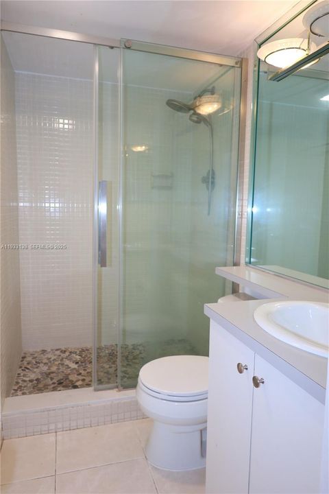 En Renta: $3,750 (3 camas, 3 baños, 1450 Pies cuadrados)