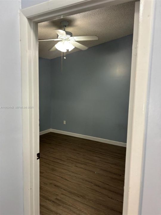 For Rent: $2,500 (4 beds, 2 baths, 1720 Square Feet)