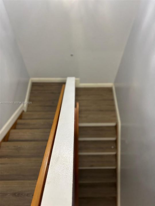 For Rent: $2,500 (4 beds, 2 baths, 1720 Square Feet)