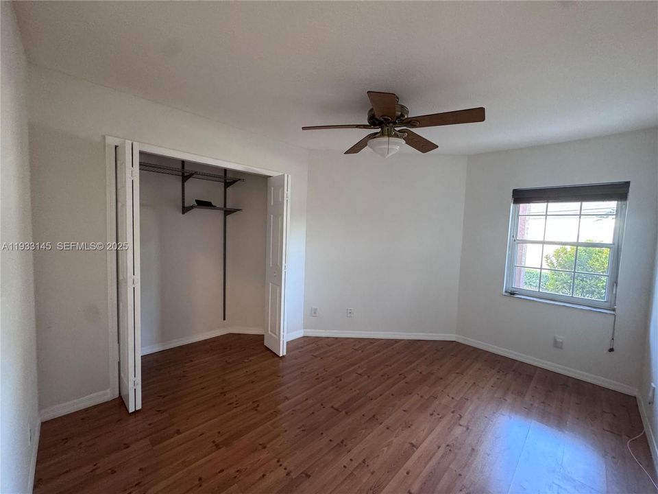 На продажу: $739,990 (3 спален, 2 ванн, 2098 Квадратных фут)