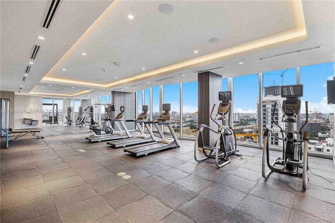 出租: $2,850 (1 贝兹, 1 浴室, 648 平方英尺)