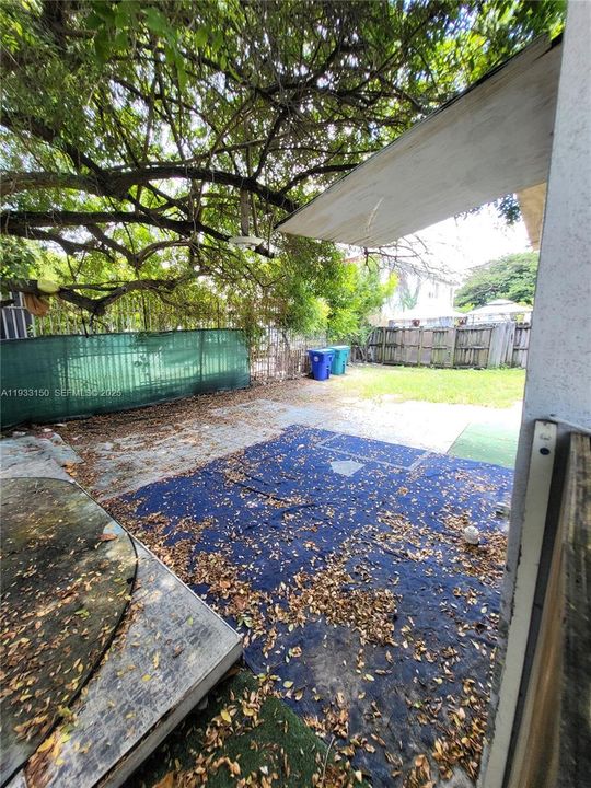 出租: $2,200 (2 贝兹, 1 浴室, 1533 平方英尺)