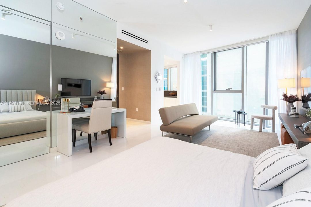 For Sale: $995,000 (0 beds, 1 baths, 618 Square Feet)