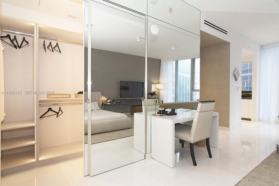 For Sale: $995,000 (0 beds, 1 baths, 618 Square Feet)