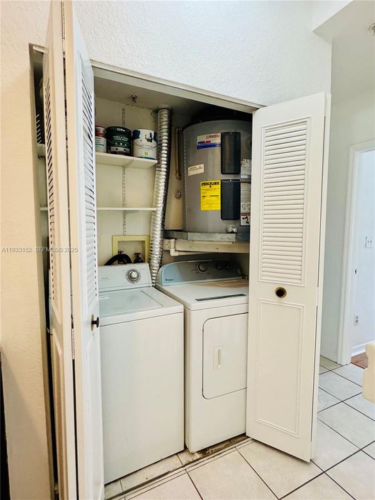 出租: $2,600 (3 贝兹, 3 浴室, 1409 平方英尺)