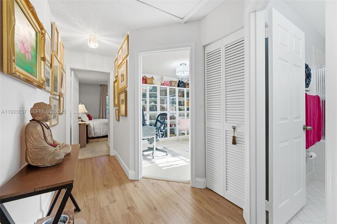 For Sale: $840,000 (4 beds, 2 baths, 2324 Square Feet)