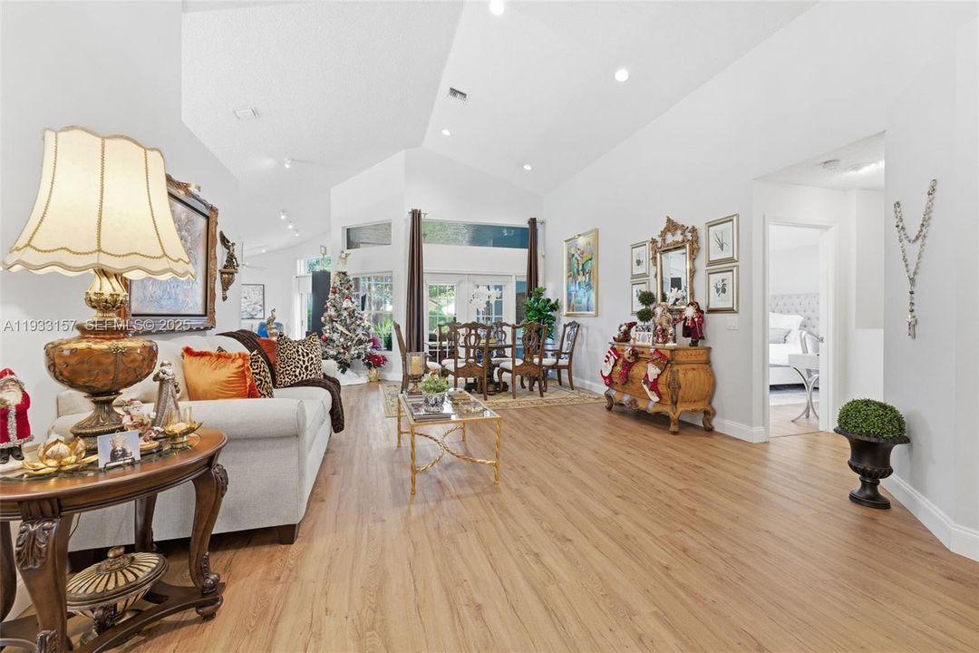 For Sale: $840,000 (4 beds, 2 baths, 2324 Square Feet)