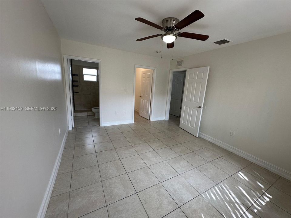 For Rent: $2,600 (3 beds, 2 baths, 1520 Square Feet)