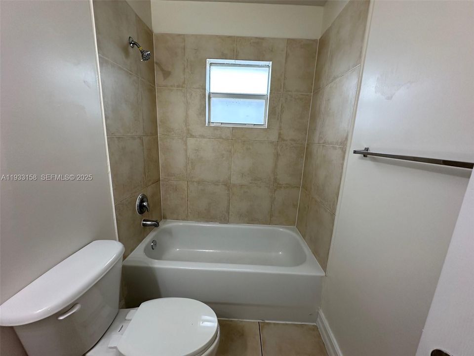 For Rent: $2,600 (3 beds, 2 baths, 1520 Square Feet)