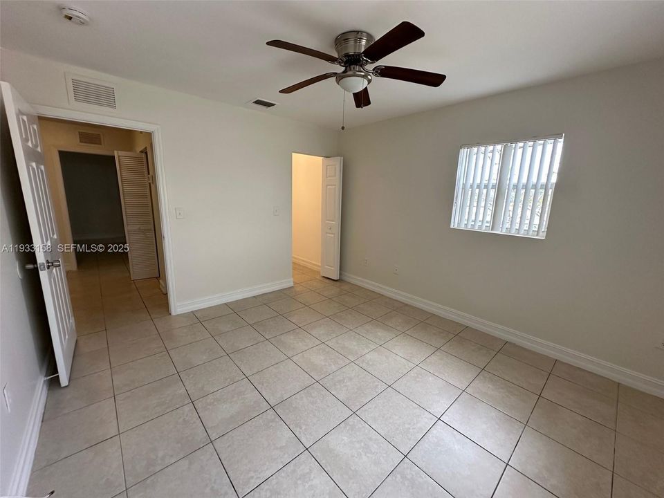 For Rent: $2,600 (3 beds, 2 baths, 1520 Square Feet)