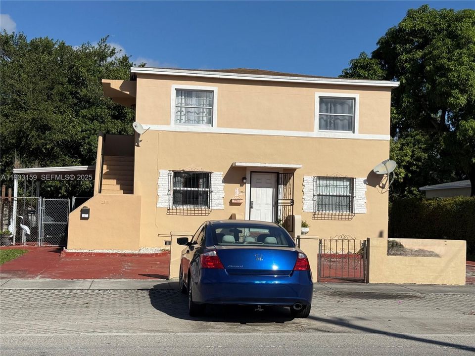 В аренду: $2,650 (3 спален, 1 ванн, 2654 Квадратных фут)