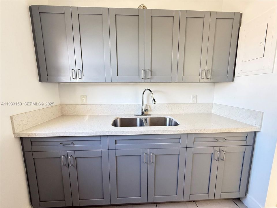 В аренду: $2,650 (3 спален, 1 ванн, 2654 Квадратных фут)