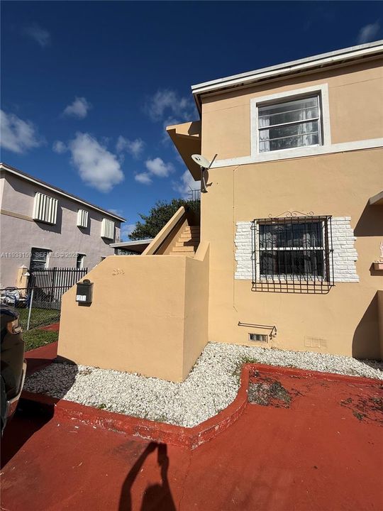 В аренду: $2,650 (3 спален, 1 ванн, 2654 Квадратных фут)