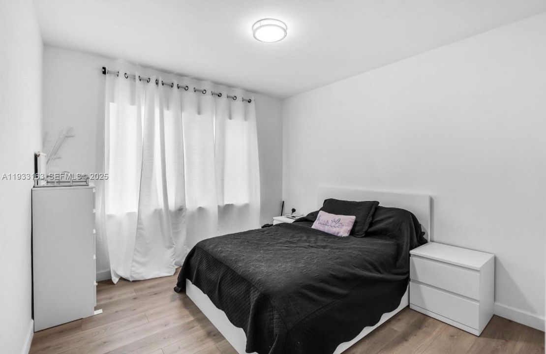 En Renta: $4,500 (4 camas, 3 baños, 1754 Pies cuadrados)