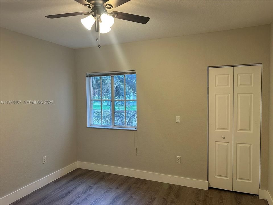 For Rent: $2,200 (2 beds, 2 baths, 966 Square Feet)