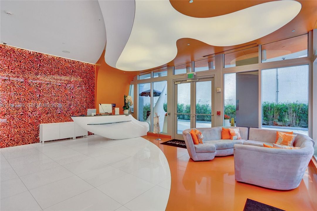 For Sale: $325,000 (0 beds, 1 baths, 545 Square Feet)