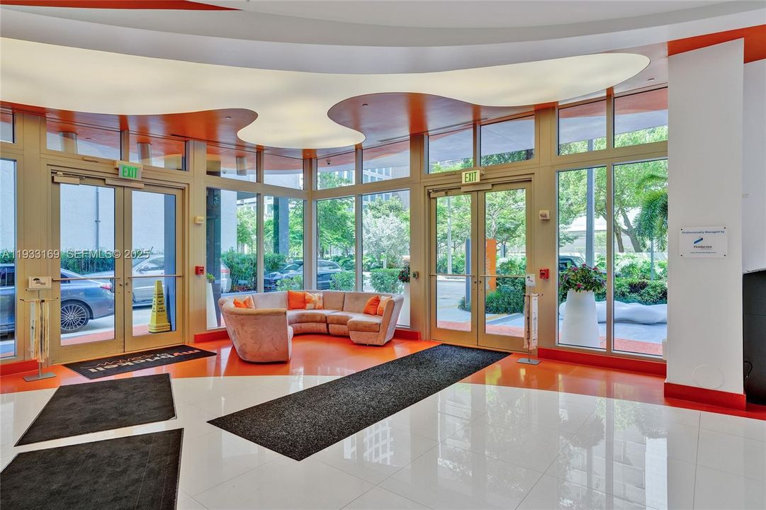 For Sale: $325,000 (0 beds, 1 baths, 545 Square Feet)