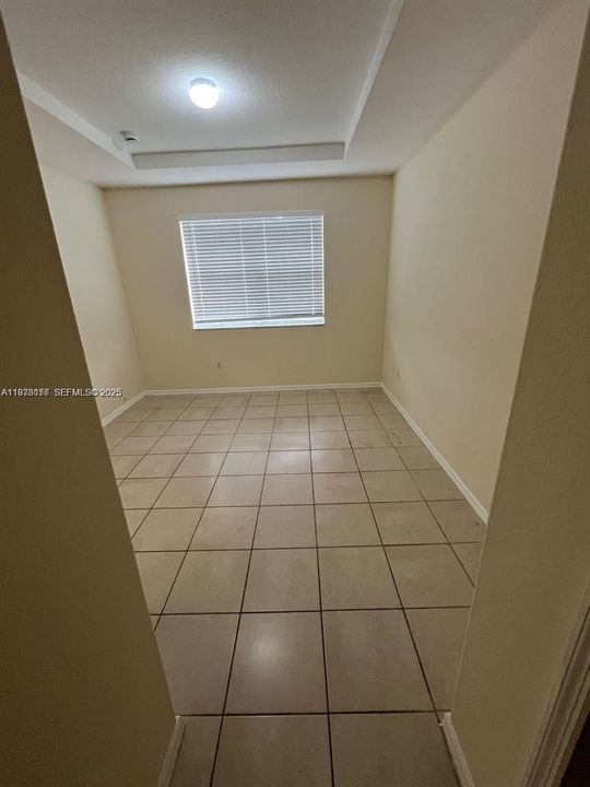 For Rent: $2,750 (4 beds, 2 baths, 1616 Square Feet)