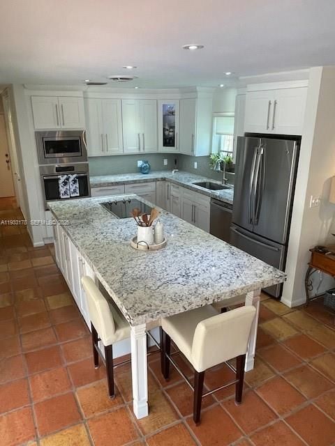 На продажу: $1,375,000 (4 спален, 2 ванн, 2596 Квадратных фут)