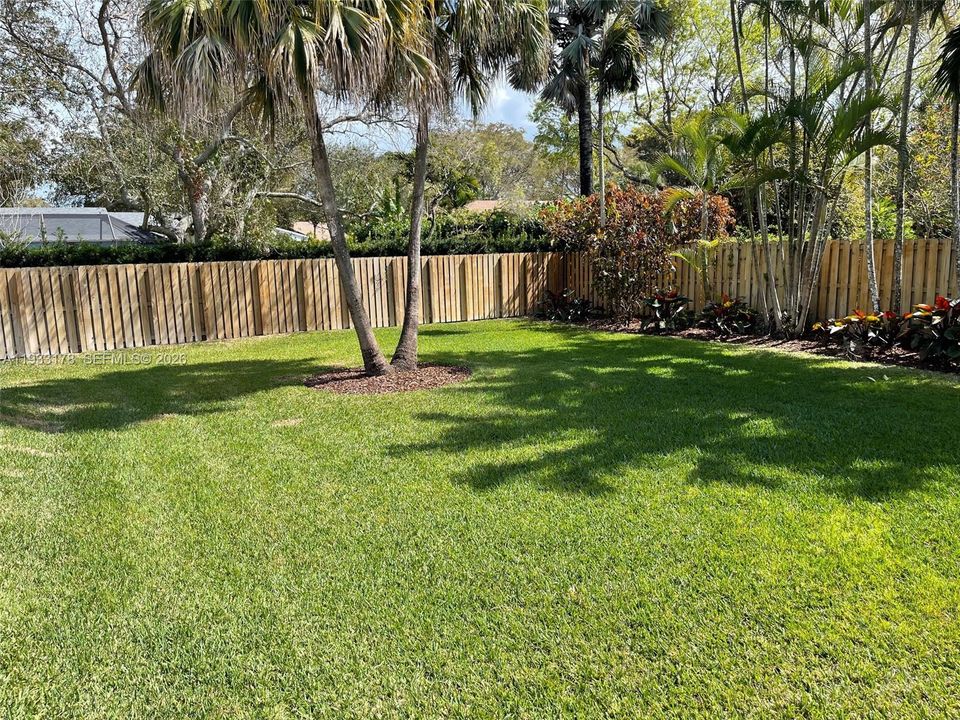 For Sale: $1,219,000 (4 beds, 2 baths, 2596 Square Feet)