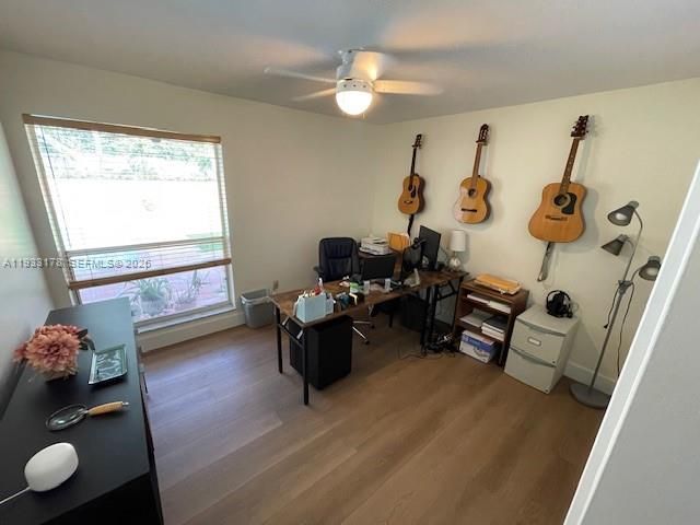 На продажу: $1,375,000 (4 спален, 2 ванн, 2596 Квадратных фут)