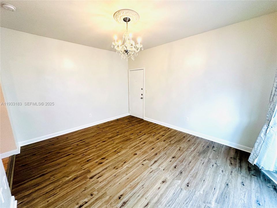 出租: $2,250 (1 贝兹, 1 浴室, 510 平方英尺)