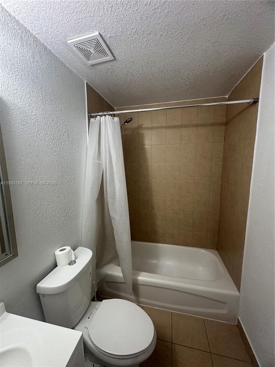 En Renta: $1,850 (2 camas, 1 baños, 1981 Pies cuadrados)