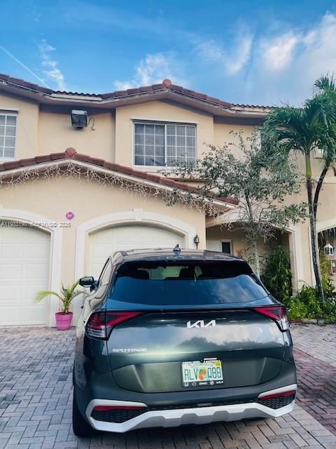 For Sale: $449,000 (3 beds, 2 baths, 1804 Square Feet)