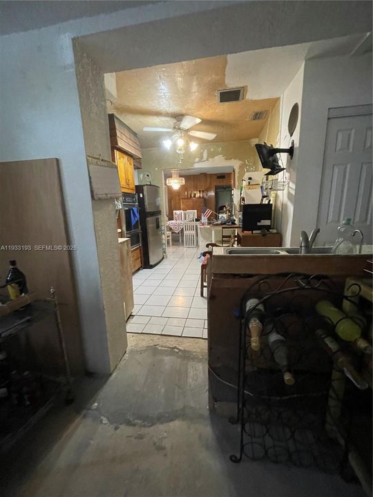 For Sale: $475,000 (3 beds, 2 baths, 1635 Square Feet)