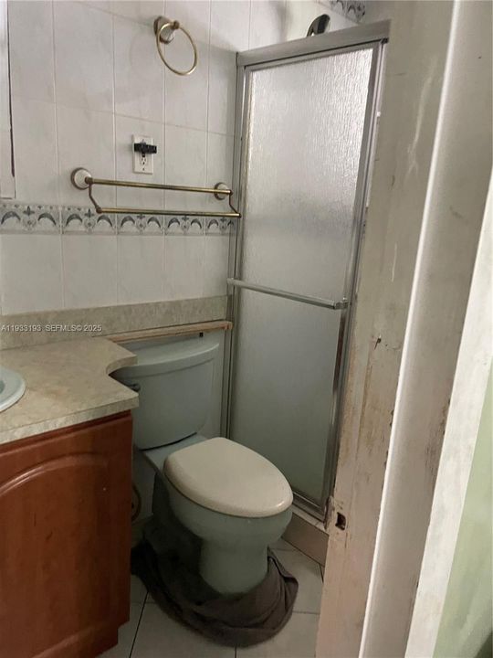 For Sale: $475,000 (3 beds, 2 baths, 1635 Square Feet)