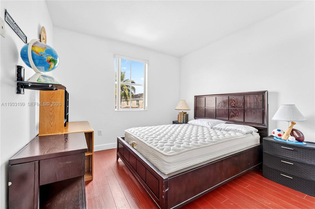 For Rent: $2,750 (4 beds, 3 baths, 1765 Square Feet)