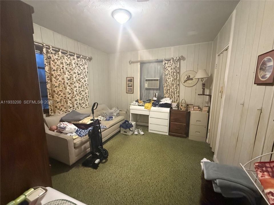 For Sale: $509,000 (2 beds, 1 baths, 1110 Square Feet)