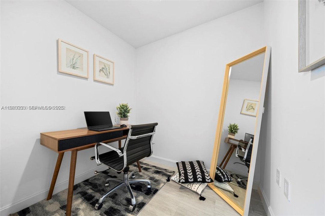 For Rent: $6,200 (2 beds, 2 baths, 1121 Square Feet)