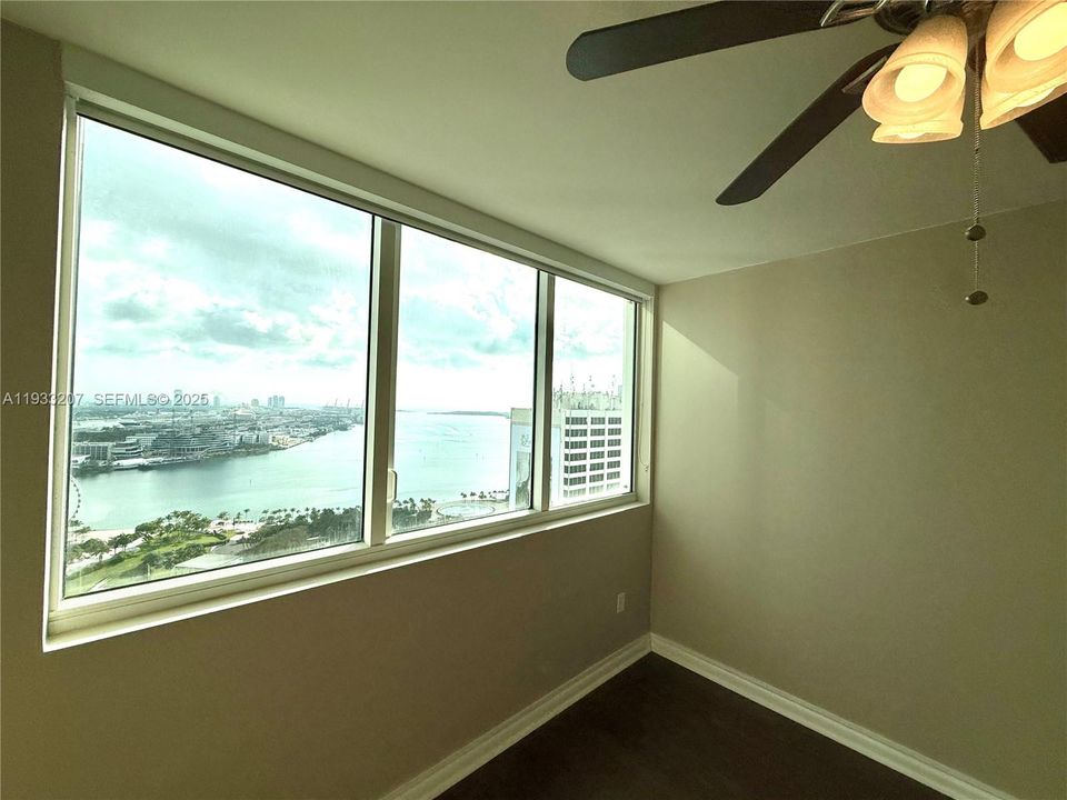 出租: $4,200 (2 贝兹, 2 浴室, 1363 平方英尺)