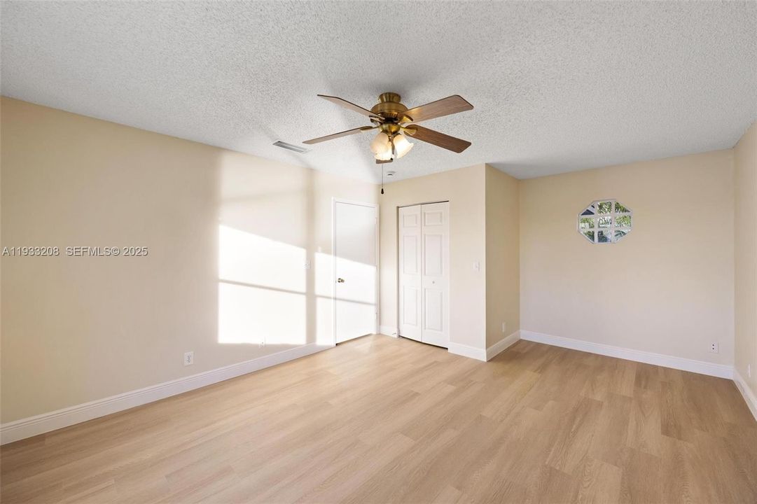 For Sale: $749,000 (5 beds, 2 baths, 2347 Square Feet)