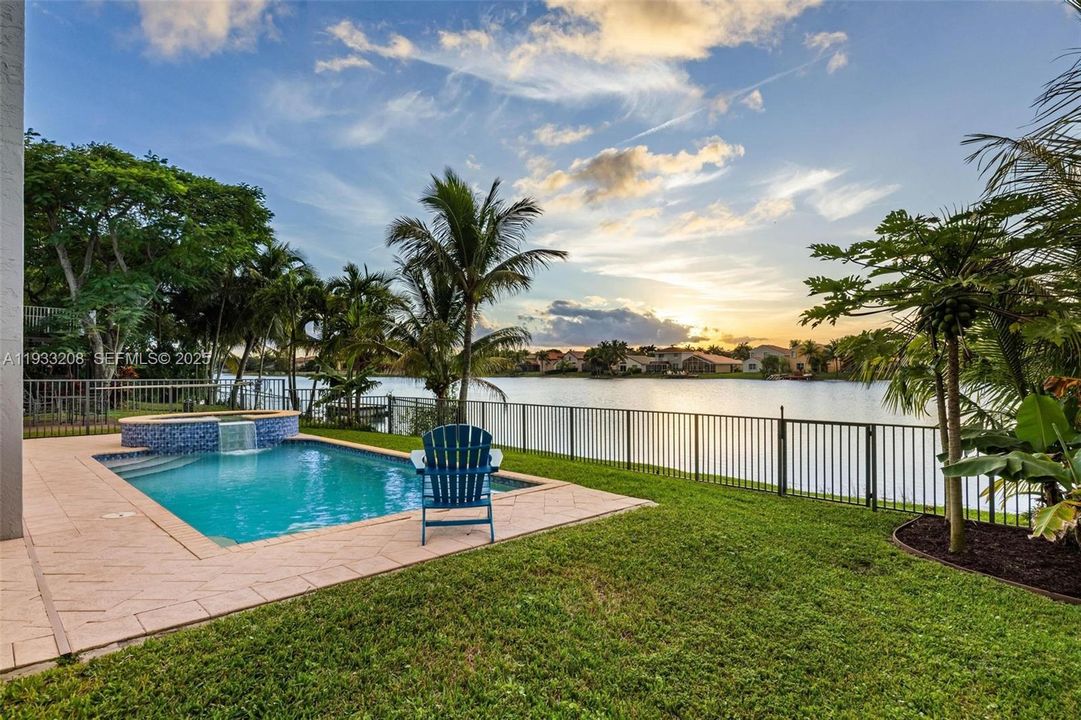 For Sale: $749,000 (5 beds, 2 baths, 2347 Square Feet)