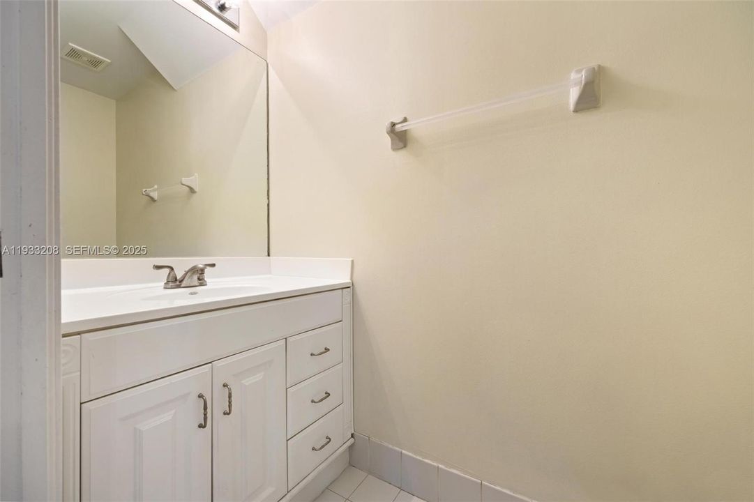 For Sale: $749,000 (5 beds, 2 baths, 2347 Square Feet)