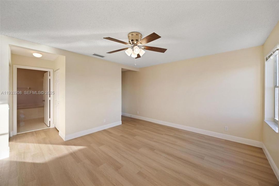 For Sale: $749,000 (5 beds, 2 baths, 2347 Square Feet)