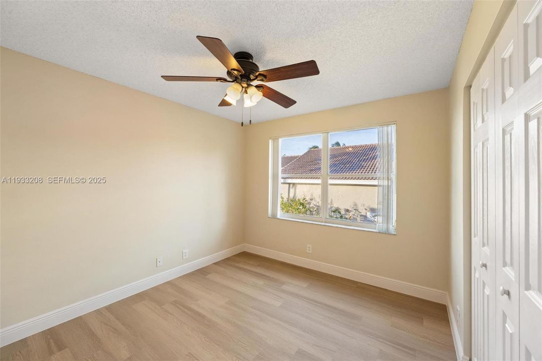 For Sale: $749,000 (5 beds, 2 baths, 2347 Square Feet)