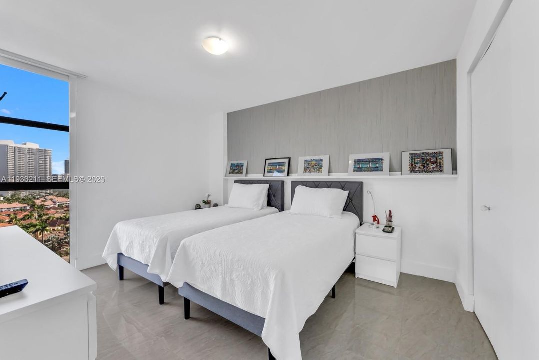 待售: $429,000 (2 贝兹, 2 浴室, 1153 平方英尺)