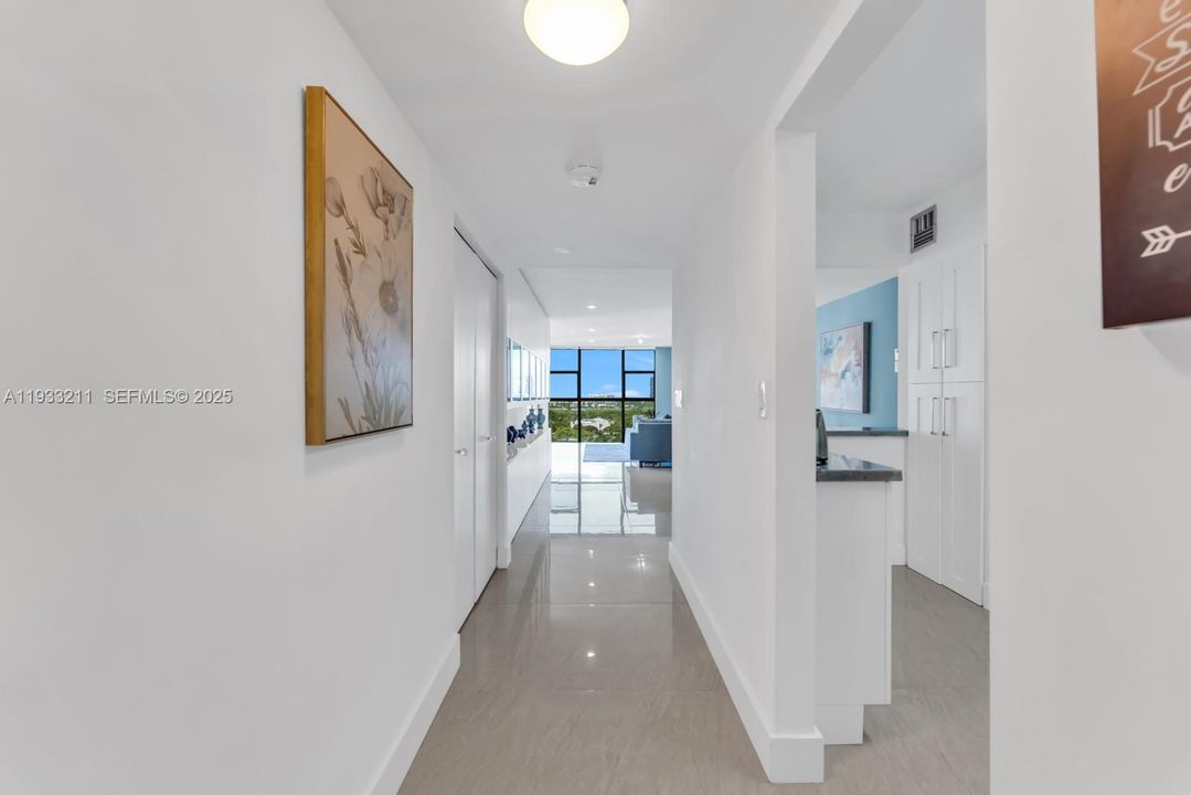 待售: $429,000 (2 贝兹, 2 浴室, 1153 平方英尺)