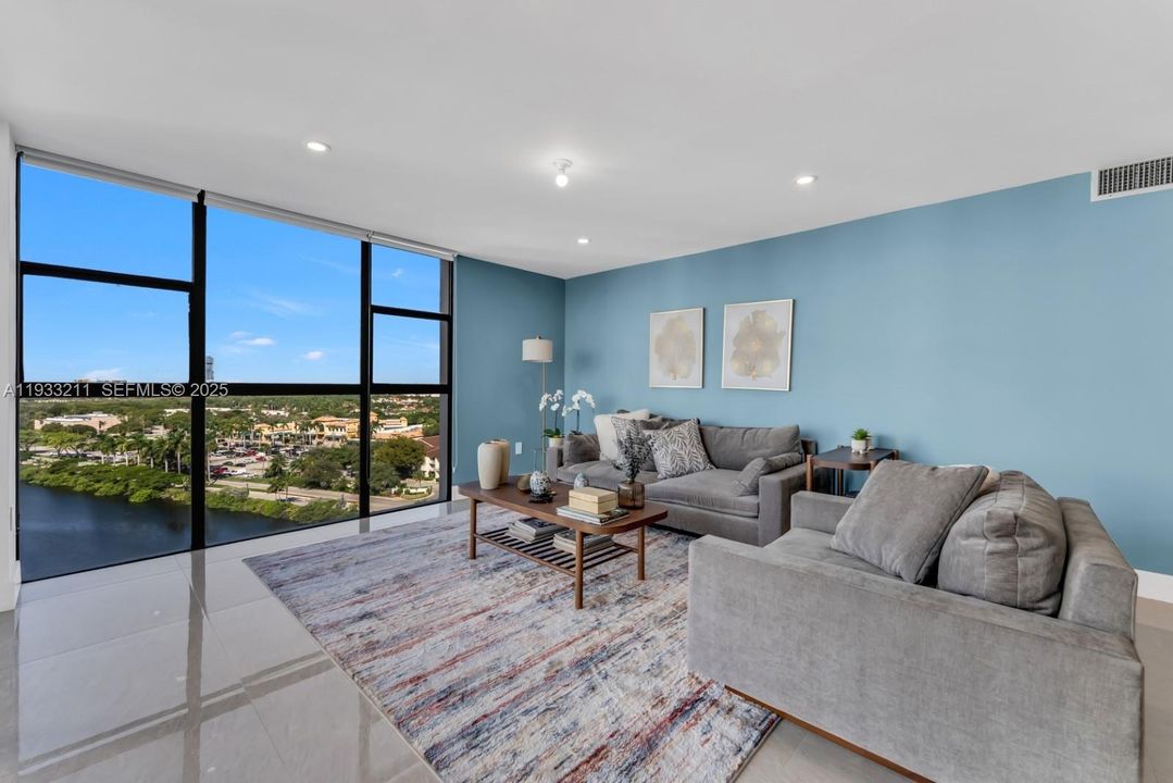 待售: $429,000 (2 贝兹, 2 浴室, 1153 平方英尺)