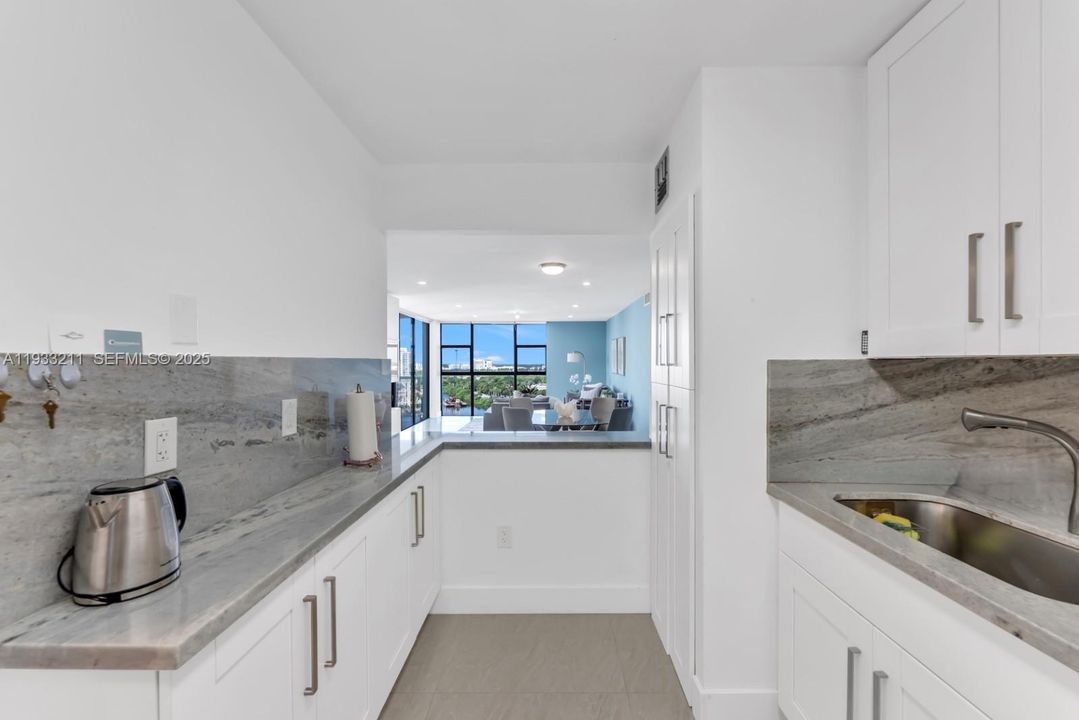 待售: $429,000 (2 贝兹, 2 浴室, 1153 平方英尺)