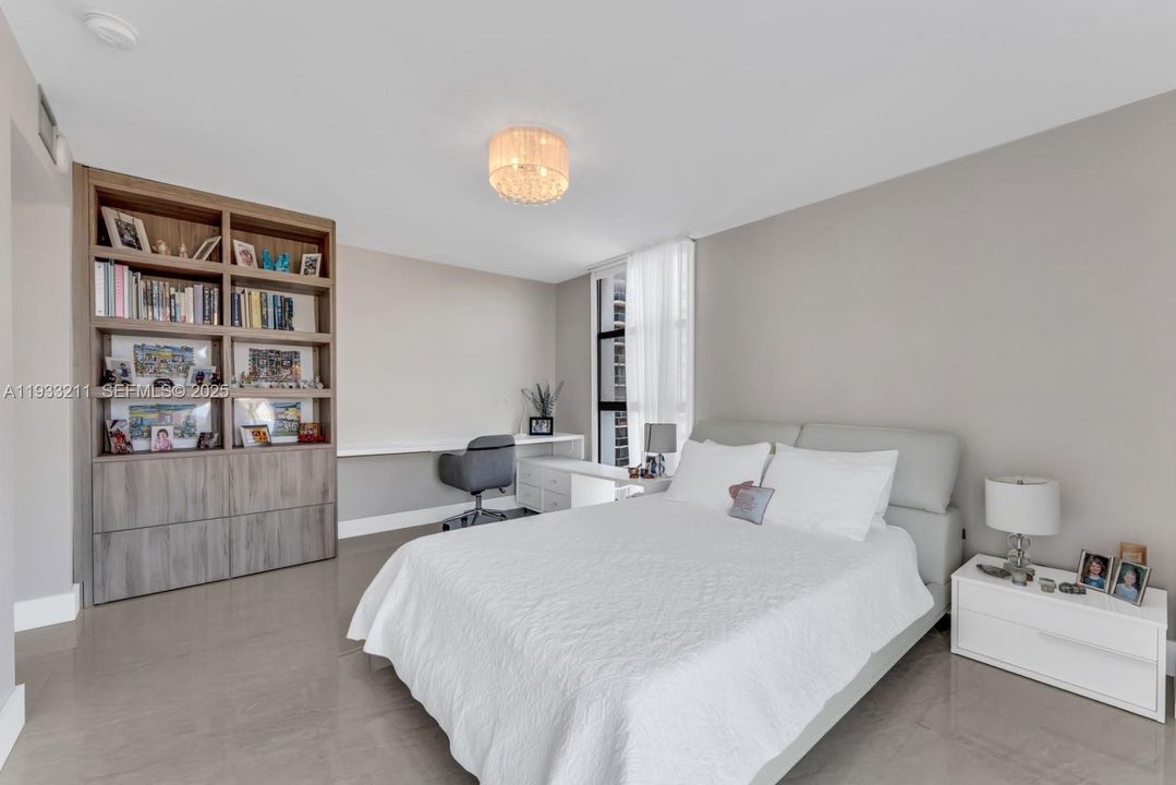 待售: $429,000 (2 贝兹, 2 浴室, 1153 平方英尺)